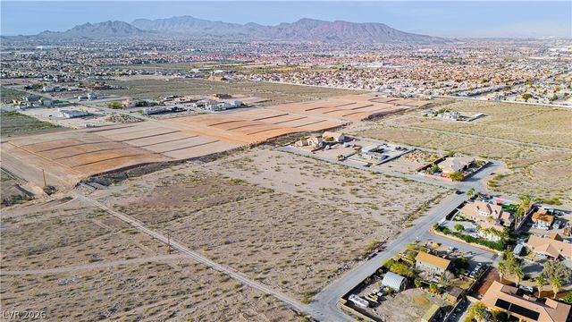 North Magic Way, Henderson, NV 89015