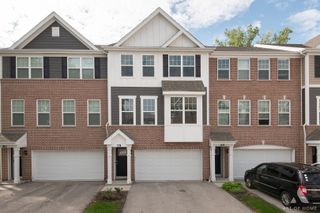 75 Timber Wolf Drive, Wheeling, IL 60090
