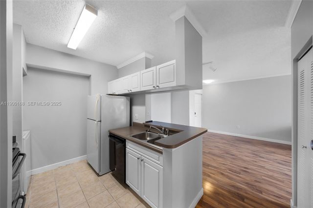 17125 N Bay Road 3301, Sunny Isles Beach, FL 33160