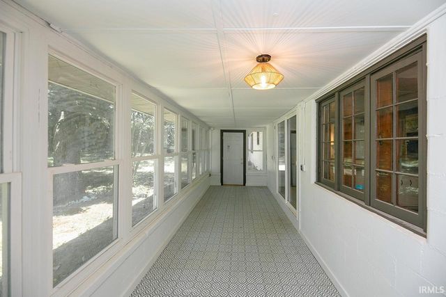 10461 Glenwood Avenue, Osceola, IN 46561