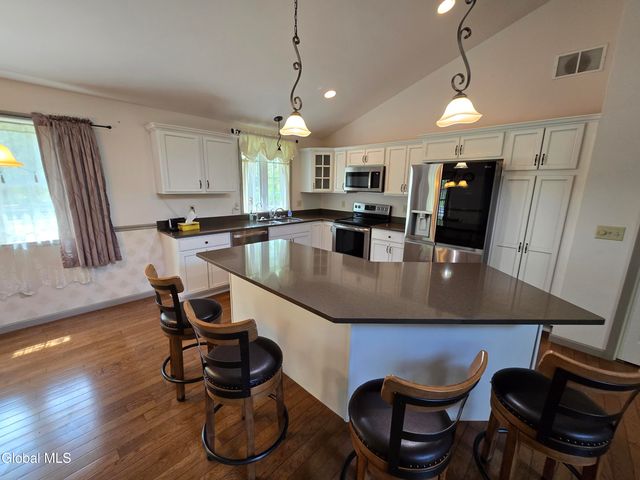 235 E Schaghticoke Road, Schaghticoke, NY 12154