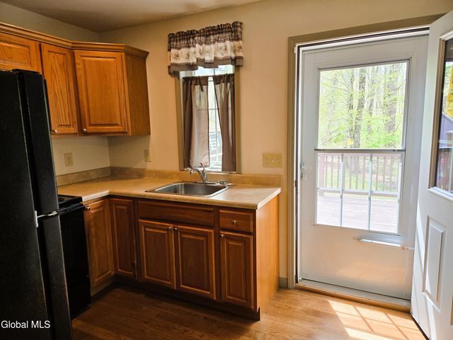 235 E Schaghticoke Road, Schaghticoke, NY 12154