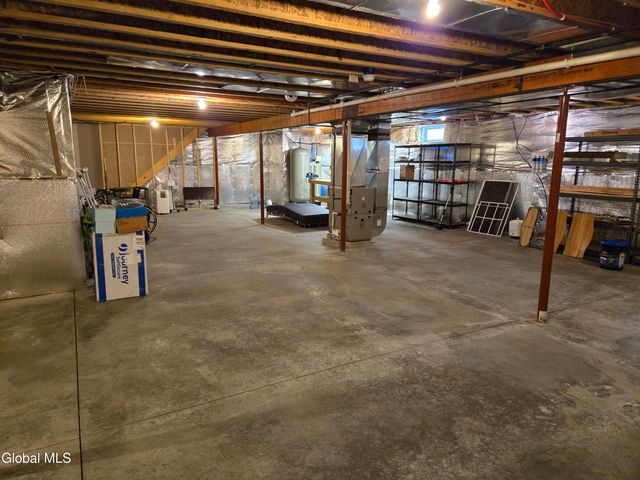 235 E Schaghticoke Road, Schaghticoke, NY 12154