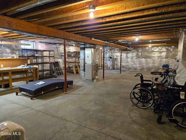 235 E Schaghticoke Road, Schaghticoke, NY 12154