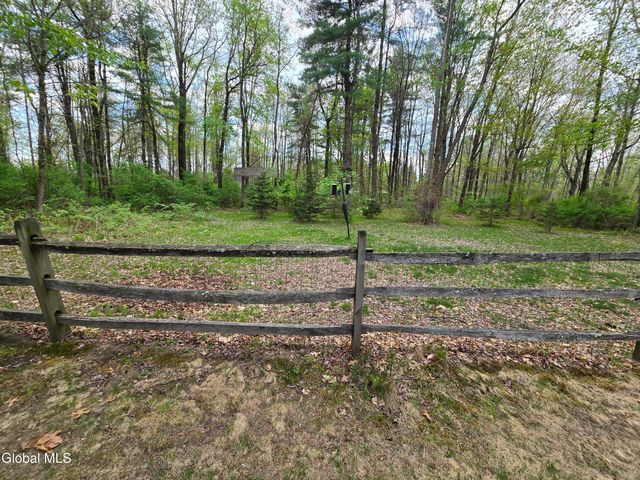 235 E Schaghticoke Road, Schaghticoke, NY 12154