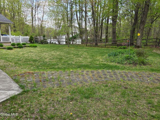 235 E Schaghticoke Road, Schaghticoke, NY 12154