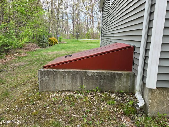 235 E Schaghticoke Road, Schaghticoke, NY 12154