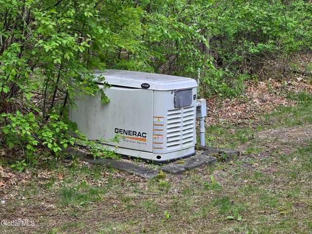 235 E Schaghticoke Road, Schaghticoke, NY 12154