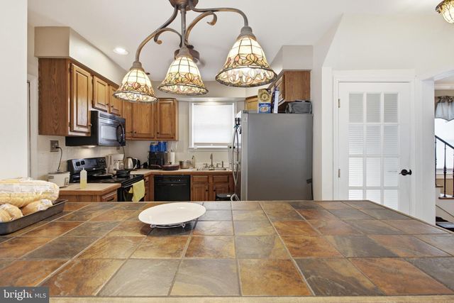 501 JOHNSON AVE, Oaklyn, NJ 08107