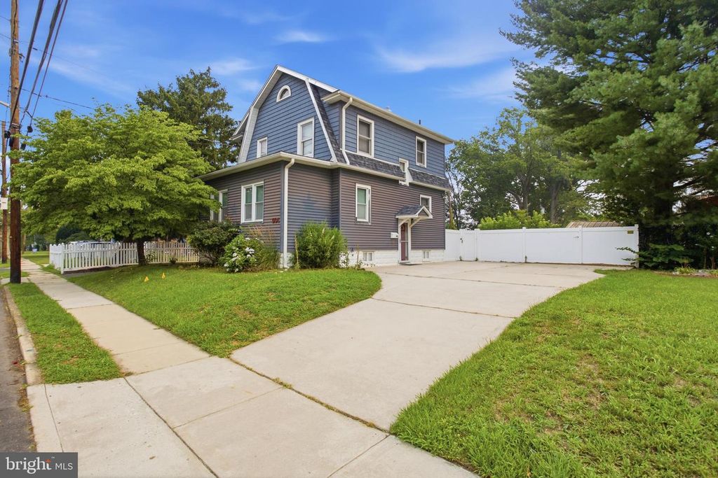501 JOHNSON AVE, Oaklyn, NJ 08107