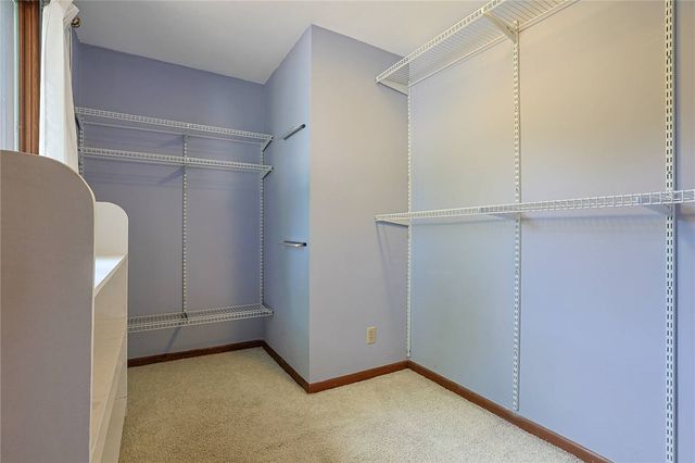 2727 Wellsford Drive, Springfield, OH 45503