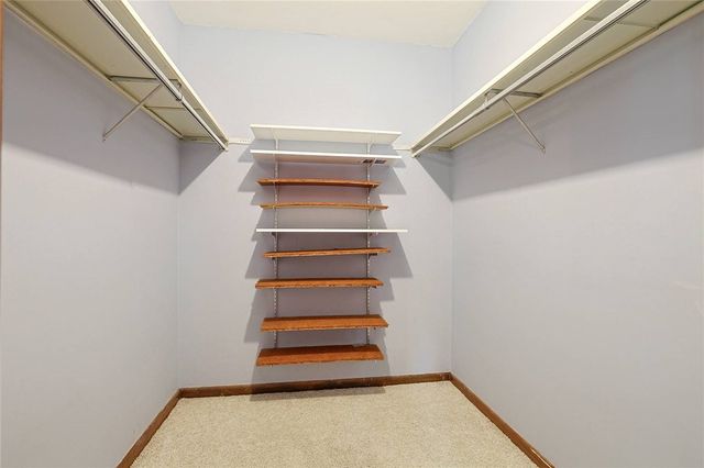 2727 Wellsford Drive, Springfield, OH 45503