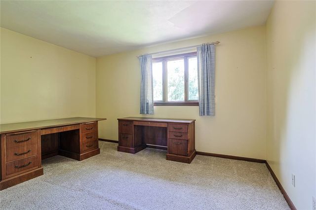 2727 Wellsford Drive, Springfield, OH 45503