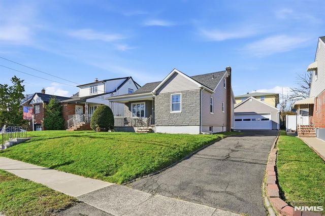 55 Burns Avenue, Lodi, NJ 07644