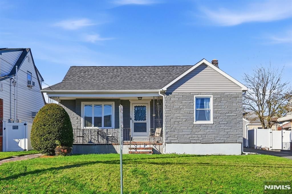 55 Burns Avenue, Lodi, NJ 07644