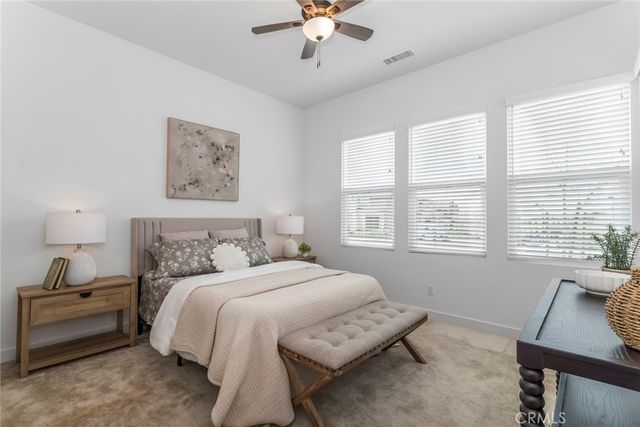 28695 Windbreak Terrace, Saugus, CA 91350