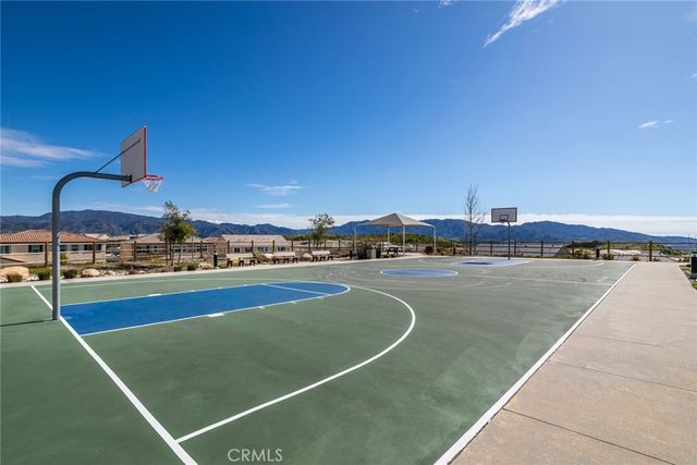 28695 Windbreak Terrace, Saugus, CA 91350