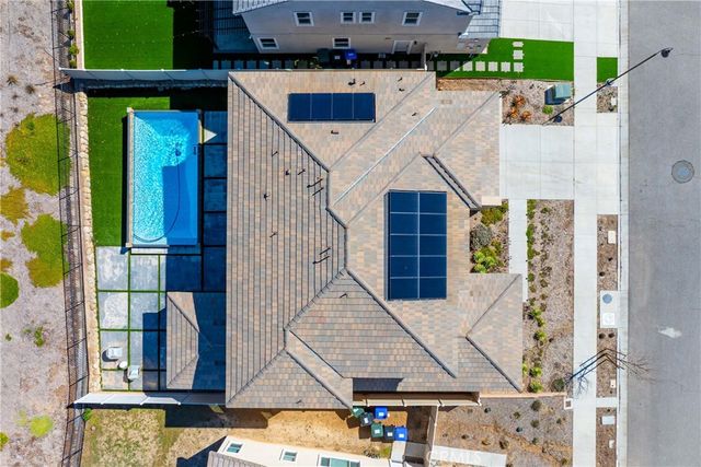 28695 Windbreak Terrace, Saugus, CA 91350