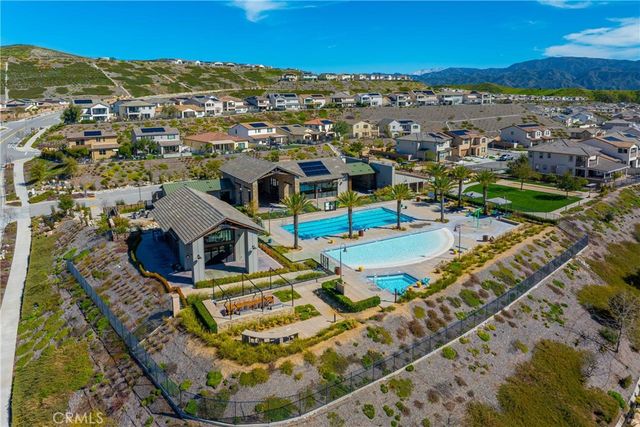 28695 Windbreak Terrace, Saugus, CA 91350