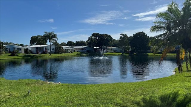 1001 STARKEY ROAD 723, Largo, FL 33771