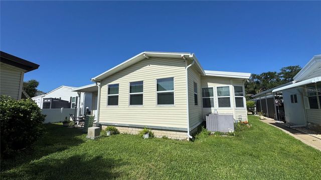 1001 STARKEY ROAD 723, Largo, FL 33771
