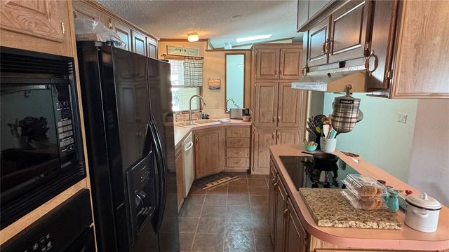 1001 STARKEY ROAD 723, Largo, FL 33771