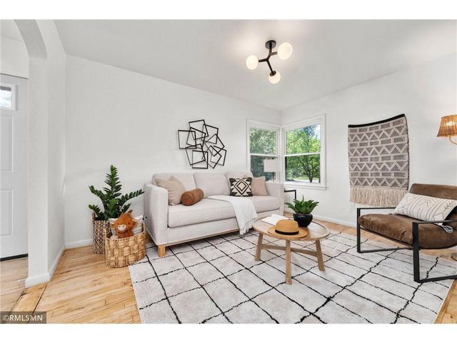 2440 LaSalle Street, Eau Claire, WI 54703