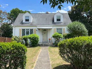 1715 Carew Street, Springfield, MA 01104