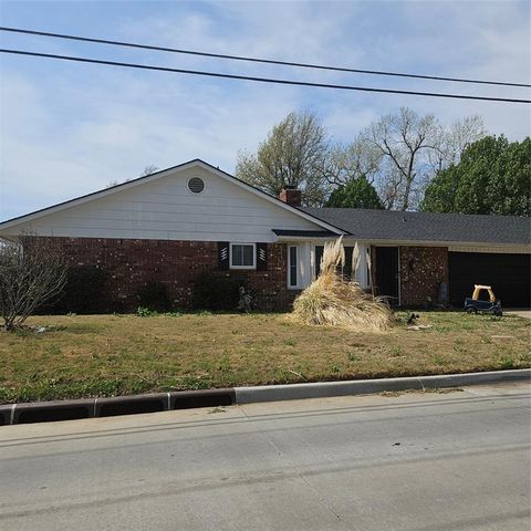 12217 Greystone Terrace, Oklahoma City, OK 73120