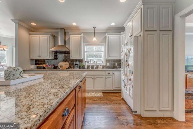 6 Hollow Crest Court SE, Rome, GA 30161