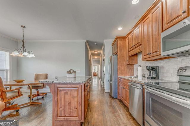 6 Hollow Crest Court SE, Rome, GA 30161