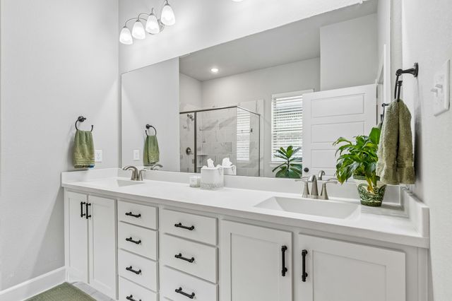 4717 Beaver Creek Drive, Arlington, TX 76005