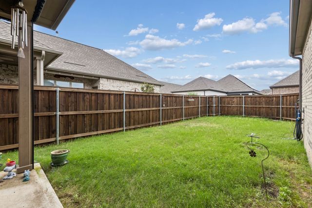 4717 Beaver Creek Drive, Arlington, TX 76005