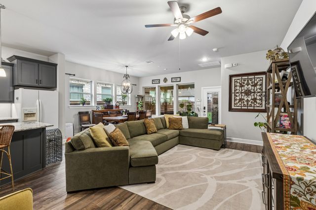 4717 Beaver Creek Drive, Arlington, TX 76005