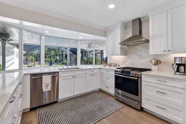 198 Golfview Drive, Tequesta, FL 33469