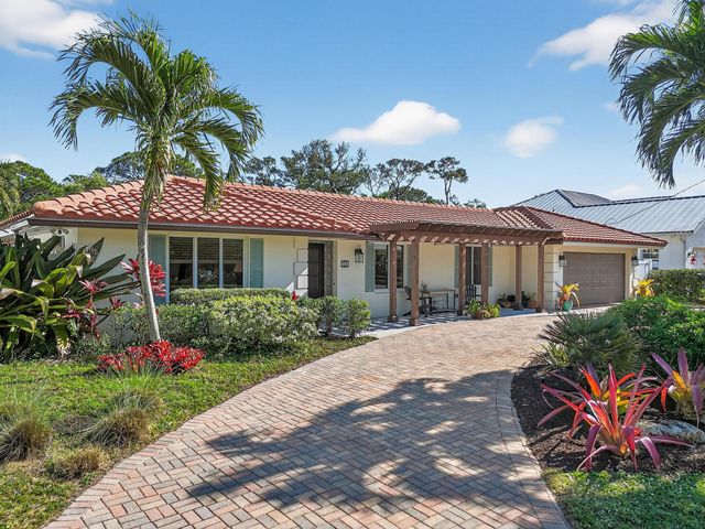 198 Golfview Drive, Tequesta, FL 33469
