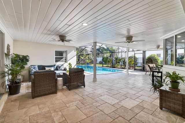 198 Golfview Drive, Tequesta, FL 33469