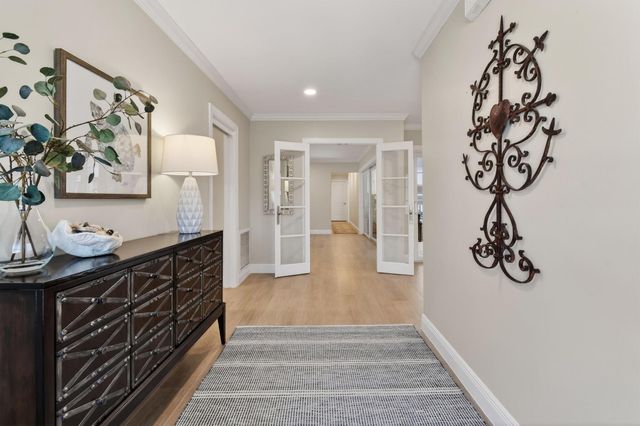 198 Golfview Drive, Tequesta, FL 33469