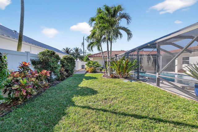 198 Golfview Drive, Tequesta, FL 33469