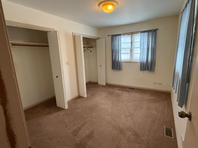 740 N Elmwood Drive, Aurora, IL 60506