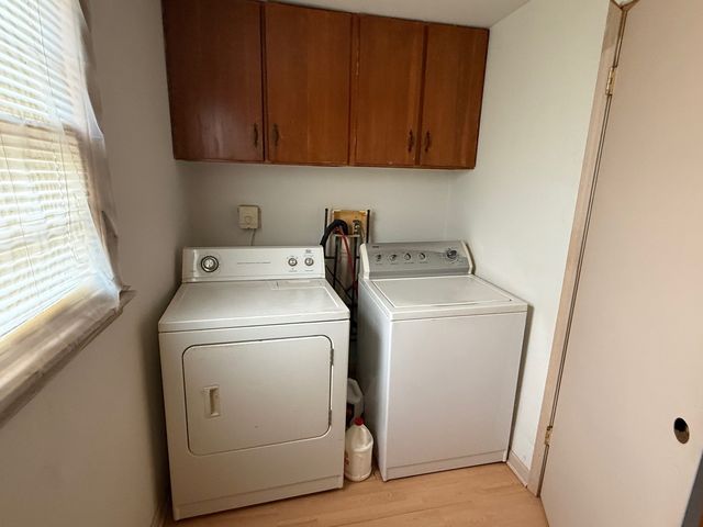 740 N Elmwood Drive, Aurora, IL 60506