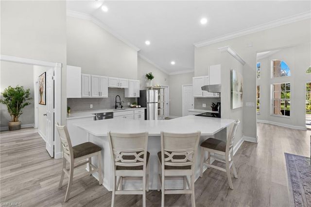 2481 22nd AVE NE, Naples, FL 34120