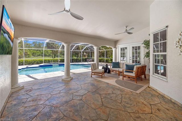 2481 22nd AVE NE, Naples, FL 34120