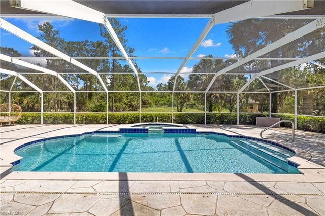 2481 22nd AVE NE, Naples, FL 34120