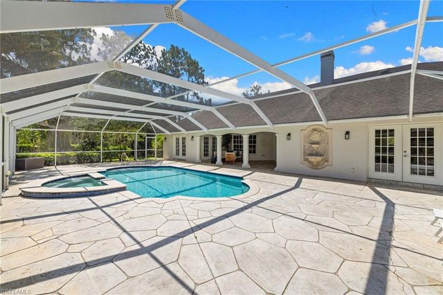 2481 22nd AVE NE, Naples, FL 34120