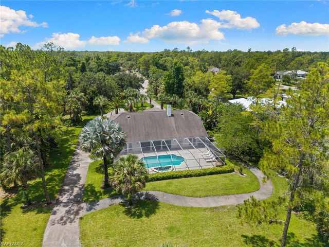 2481 22nd AVE NE, Naples, FL 34120