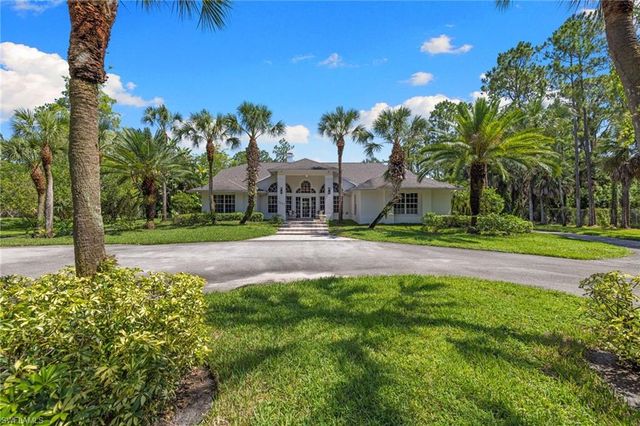 2481 22nd AVE NE, Naples, FL 34120
