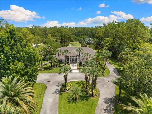 2481 22nd AVE NE, Naples, FL 34120