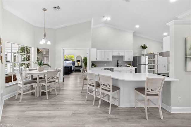 2481 22nd AVE NE, Naples, FL 34120
