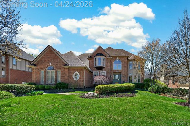 21874 Picadilly Circle, Novi, MI 48375